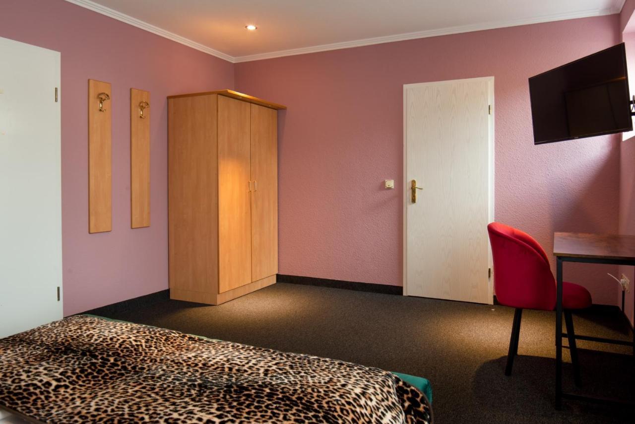 SmartHotel Flamingo self check-in Gießen Esterno foto