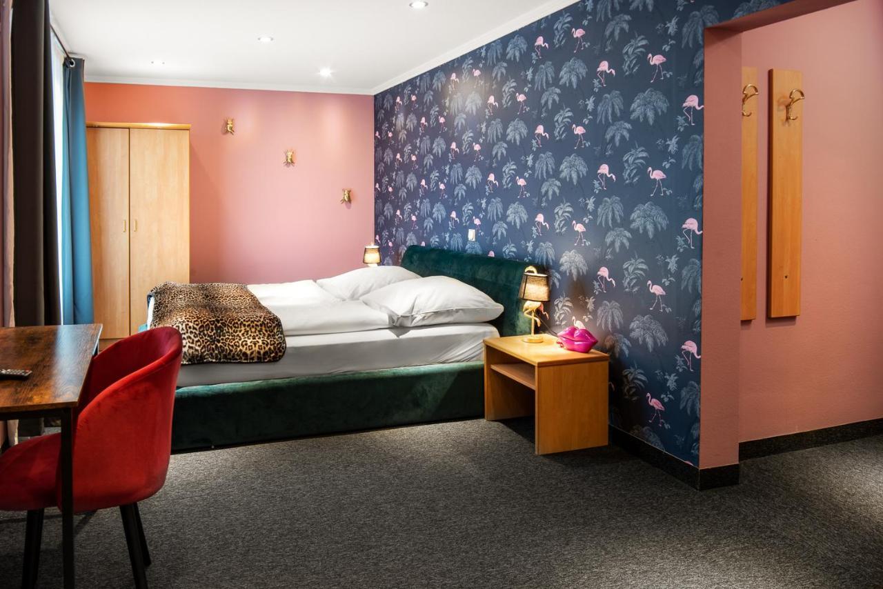 SmartHotel Flamingo self check-in Gießen Esterno foto